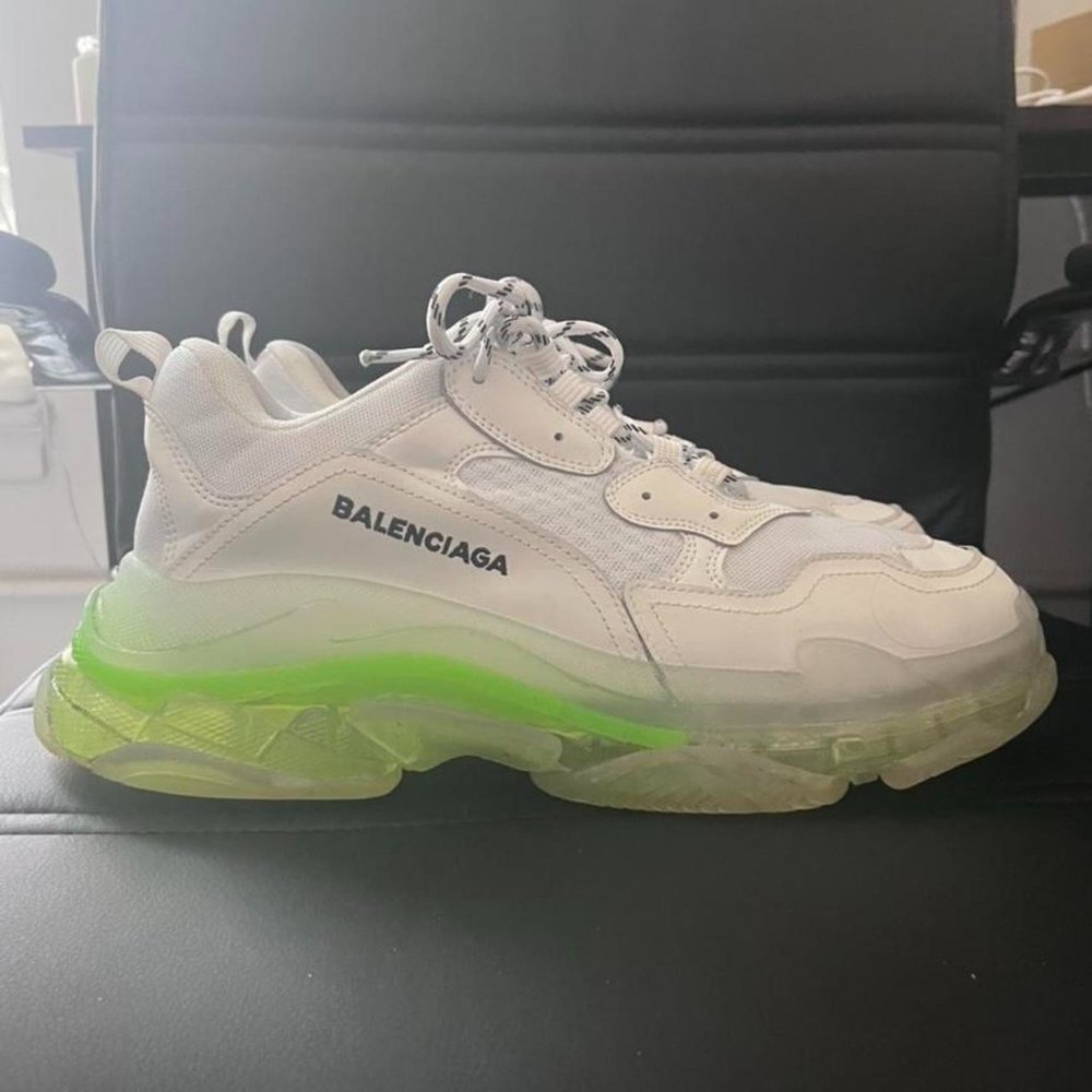 MEN’S BALENCIAGA TRIPLE S CLEAR SOLE